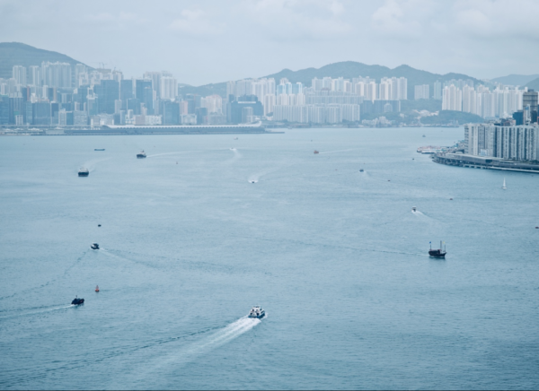 最新实盘配资服务 香港将迎首批境外“迁册”企业